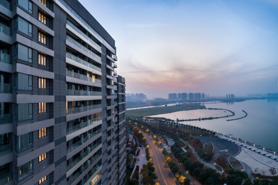 鉑悅犀湖（中國(guó)土木工程詹天佑獎(jiǎng)優(yōu)秀住宅小區(qū)金獎(jiǎng)，全國(guó)用戶(hù)滿(mǎn)意工程）